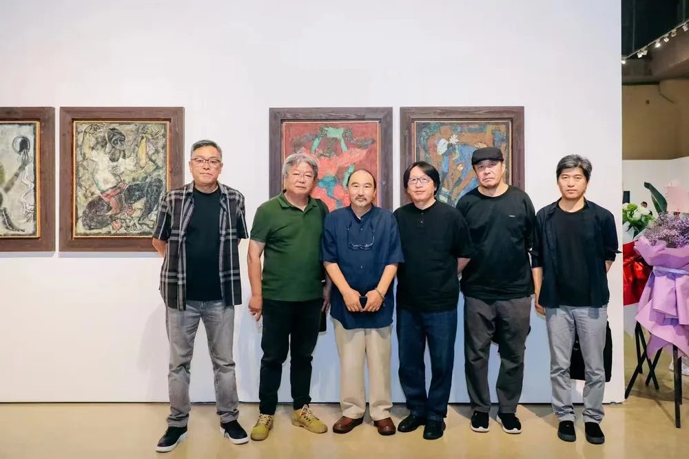 油画院展览